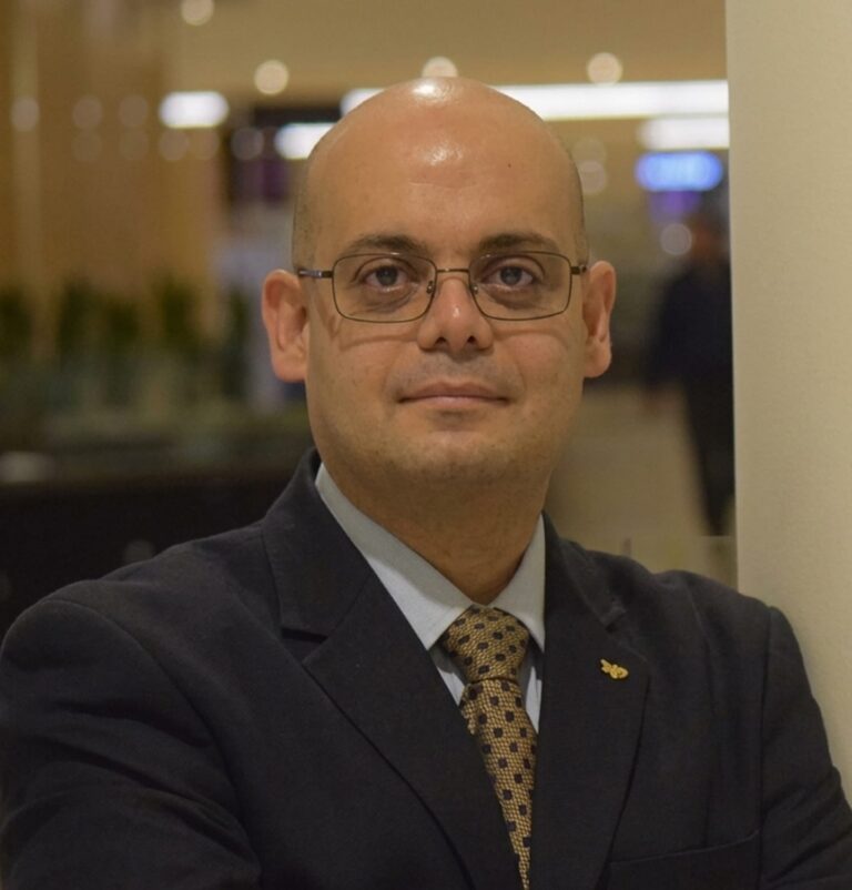 Fgi Asraf Ashraf Ghonaim - Big Data & Analytics Summit Canada